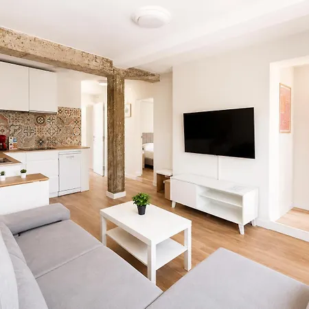 El Pico De Santillana - Parking Privado - Aire Acondicionado - Bbq - Jardines - Wifi Apartment *