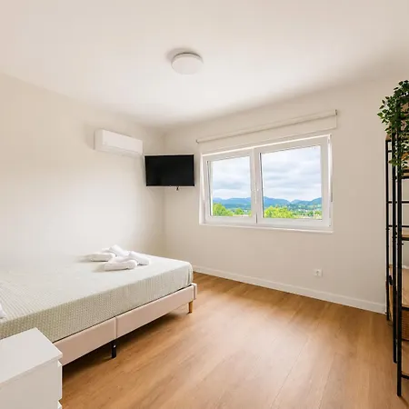 Apartment El Pico De Santillana - Parking Privado - Aire Acondicionado - Bbq - Jardines - Wifi Vispieres