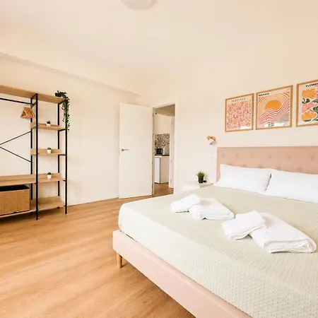 El Pico De Santillana - Parking Privado - Aire Acondicionado - Bbq - Jardines - Wifi Apartment